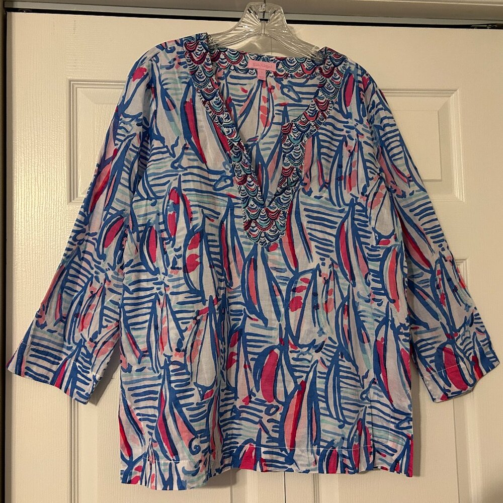 LILLY PULITZER Sz L Elsa Red Right Return Sailboat Tunic Top
